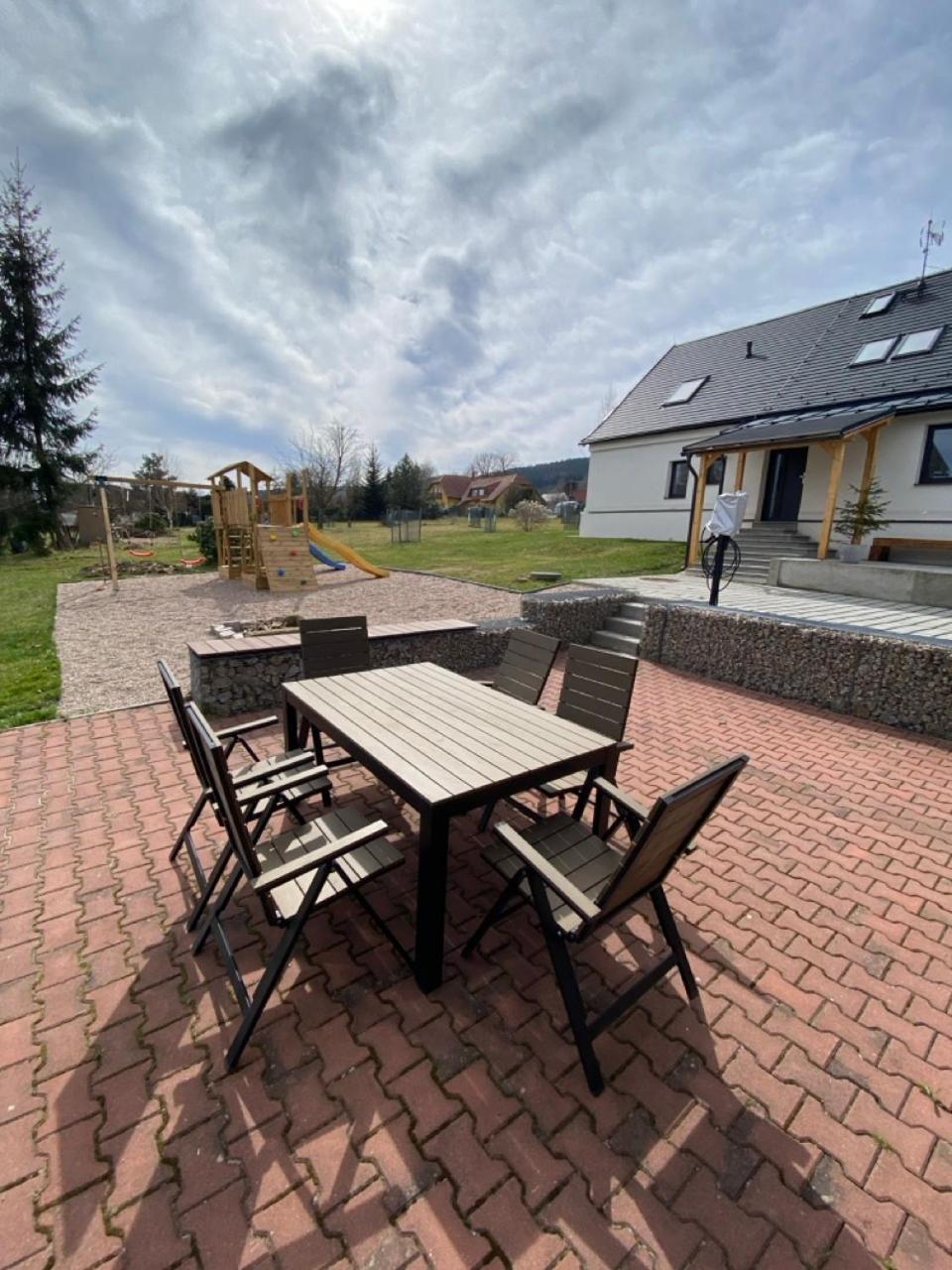 Sanky Apartmany Liberec Zewnętrze zdjęcie